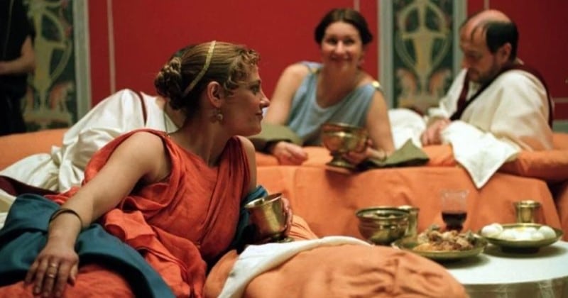 Фотография: Почему древние римляне и греки ели лежа №1 - BigPicture.ru