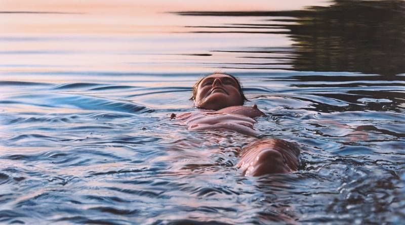 Bigpicture.ru Реалистичные картины Йоханнеса Вессмаркаevening swim