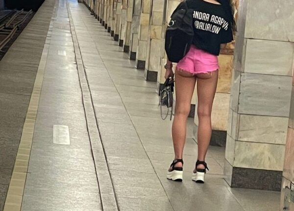 22 модника из отечественного метро, пофигизму которых можно только позавидовать