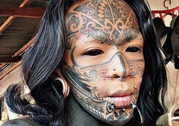 Филиппинка с «демоническими» тату подверглась нападению экзорциста