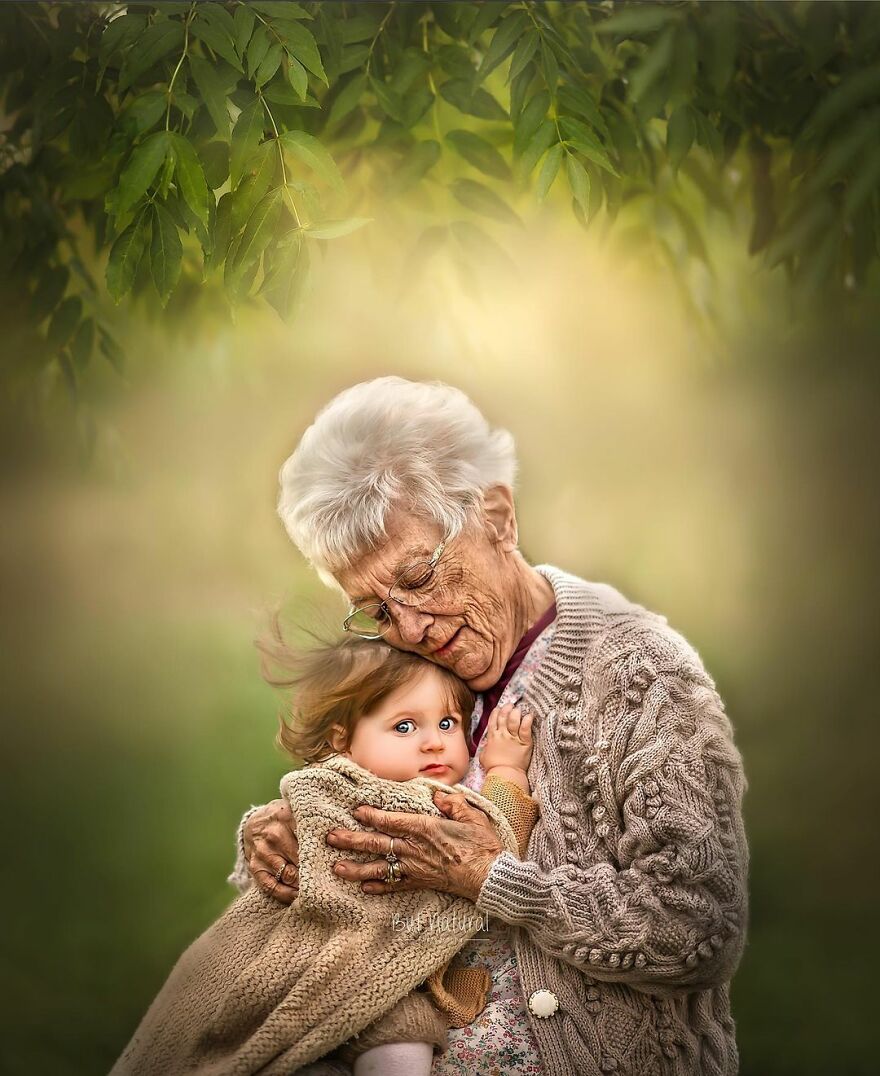 Bigpicture.ru И стар и млад, трогательный фотопроект о связи старшего поколения с внукамиwith grandkids sujata setia 19