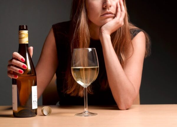 Утешение на дне бокала: сколько алкоголя можно употреблять без вреда для здоровья