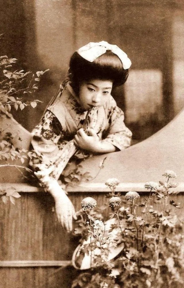 Bigpicture.ru История жизни и красивые фотографии девятипалой гейши Тисё Такаоки
