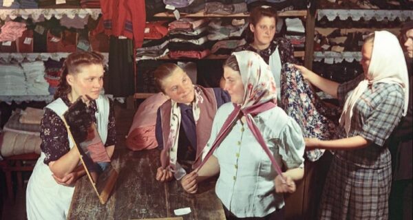 Как работали комиссионки СССР — оазисы свободного рынка в пустыне советской торговли