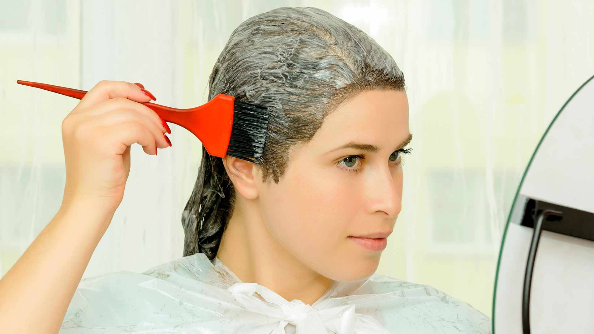 Bigpicture.ru Они действительно работают - 9 странных лайфхаков для красотыparis article how to dye your hair at home our best at home hair color kits d