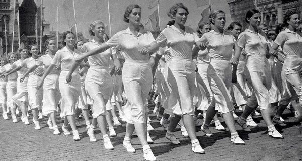 5 вещей, за которые советским женщинам должно было быть стыдно