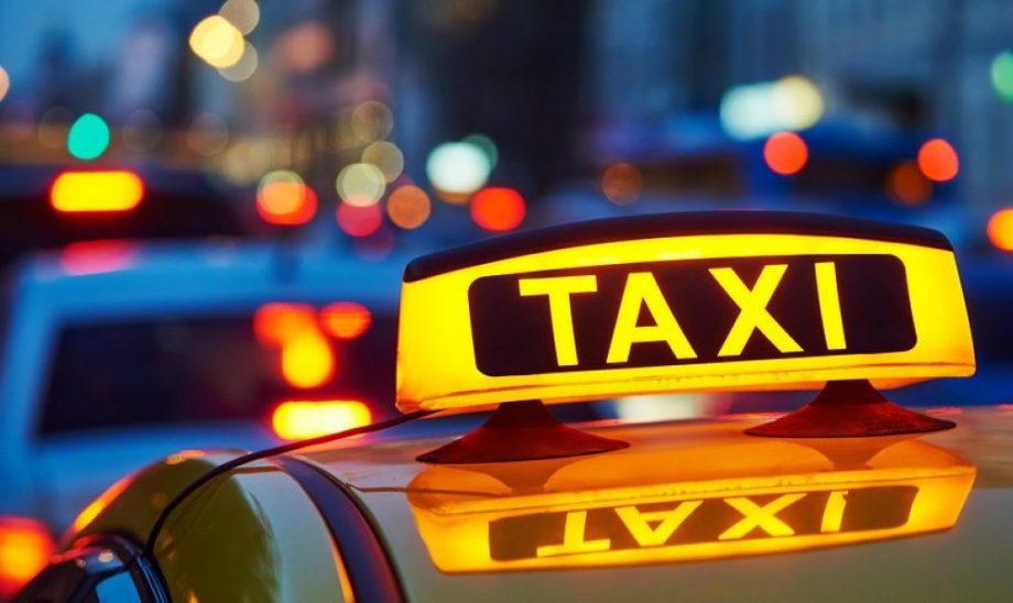 Bigpicture ru yellow taxi sign on cab car at 139827239 8d9 1000x596 1 920x548 1