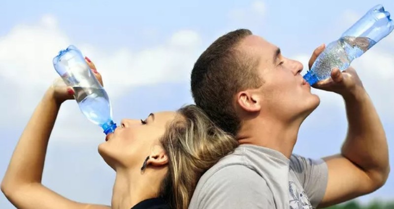 Ученые утверждают, что употребление воды приносит мозгу такое же удовольствие как и секс