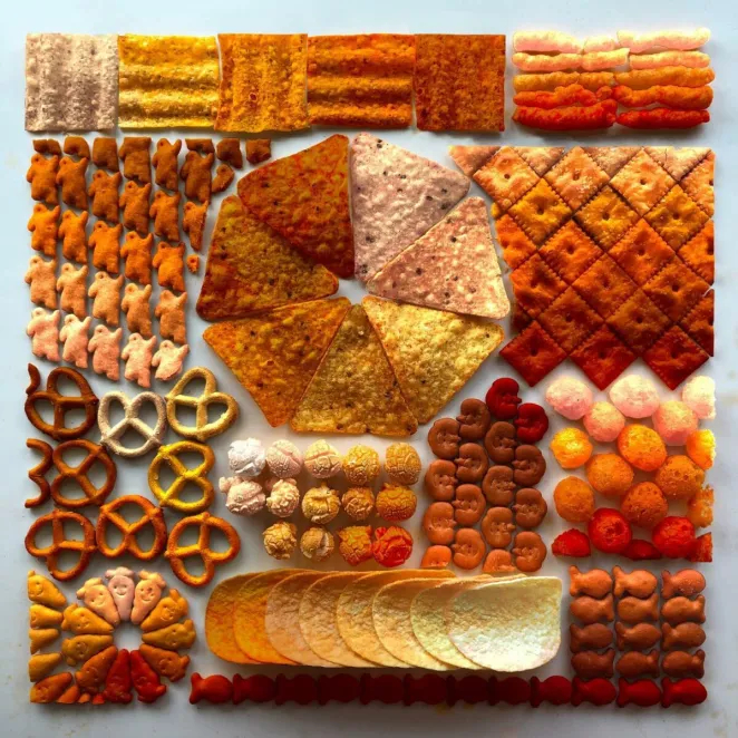 Bigpicture ru hypnotizing pattern arrangements of food and everyday objects by adam hillman 2 jpg