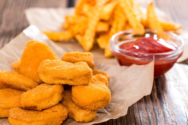 Bigpicture ru depositphotos 48009167 stock photo chicken nuggets with french fries
