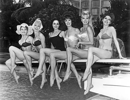 Bigpicture ru six showgirls at the pool underwood archives