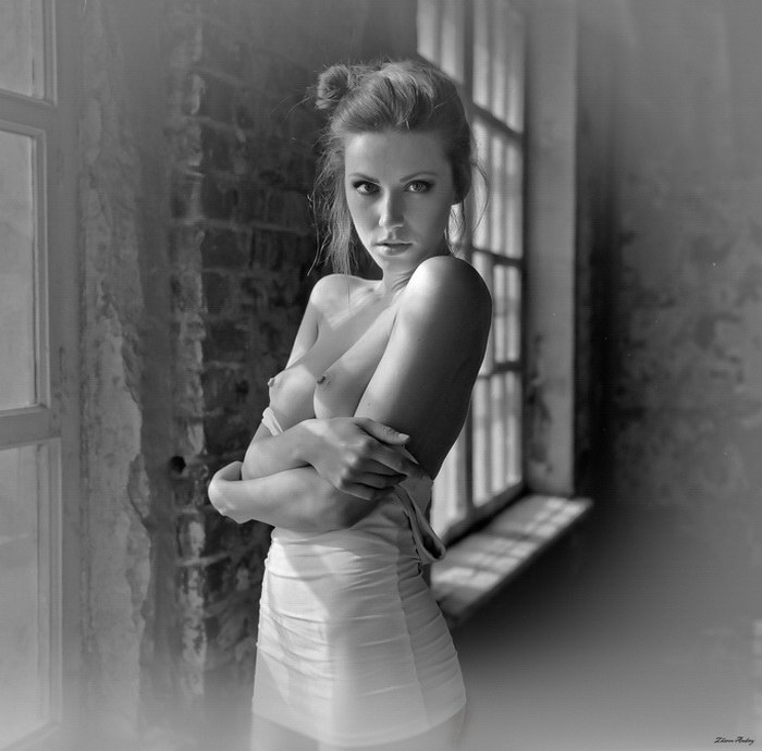 Жена голая фотограф (78 фото) - порно и эротика arnoldrak-spb.ru