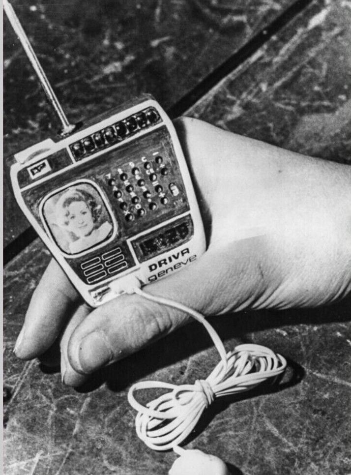 Bigpicture ru часы driva geneve швейцария, с телевизором, калькулятором и радио. 1976 год