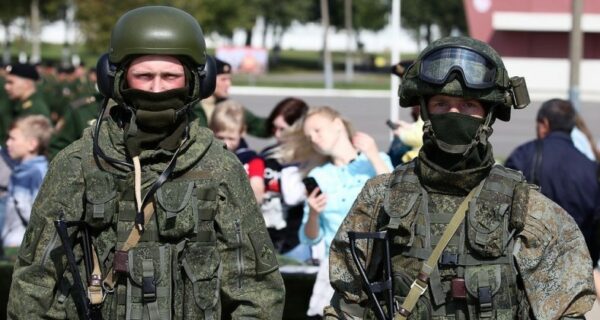 Как устроены армейские бронежилеты и от чего они могут защитить