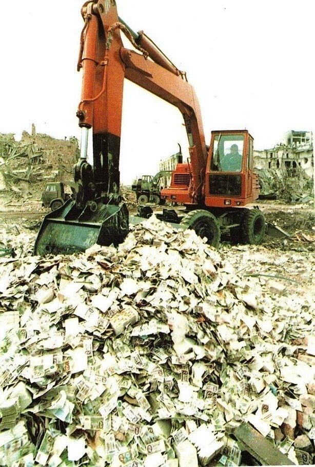 Bigpicture ru уничтожение банкнот грозненского банка, 1995 год
