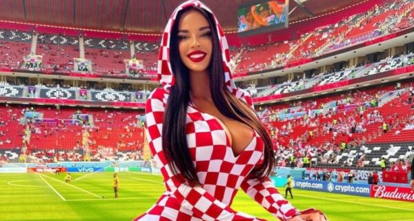 Ивана Кнолль — самая горячая футбольная фанатка ЧМ-2022