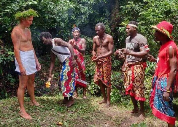 Ибога — как смертельно опасный ритуал из Африки стал популярным на Западе