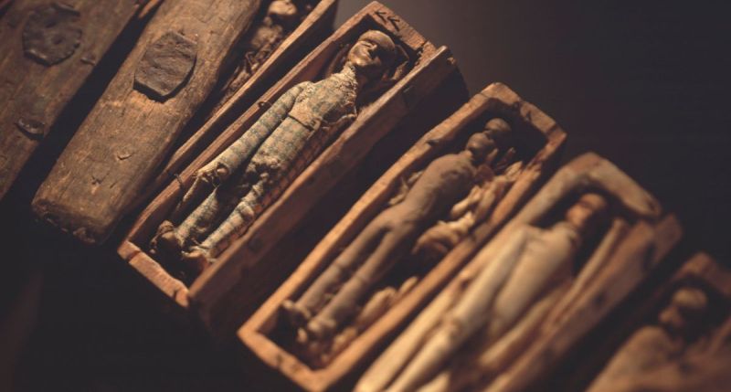 Тайна 17 деревянных мертвецов, которую не могут разгадать почти два столетия