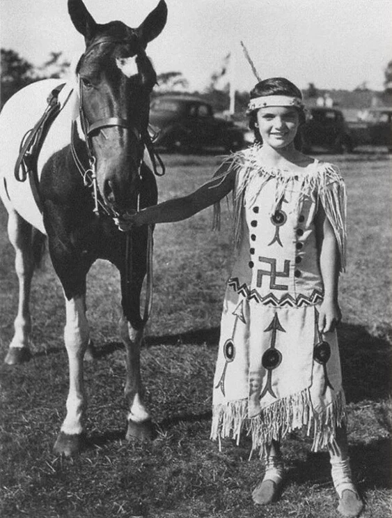 Bigpicture.ru Детская фотография Жаклин Бувье, будущей жены американского президента Дж. Кеннеди. Нью-​Йорк, 8 декабря 1939 года