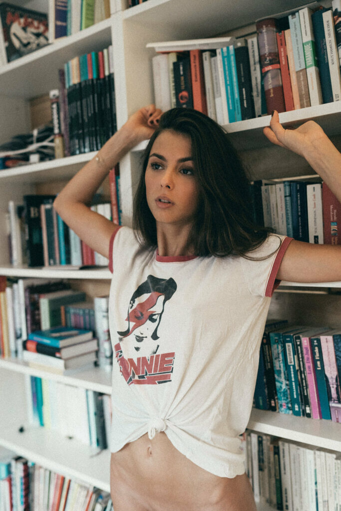 Bigpicture.ru сексуальных девушек, читающих книги