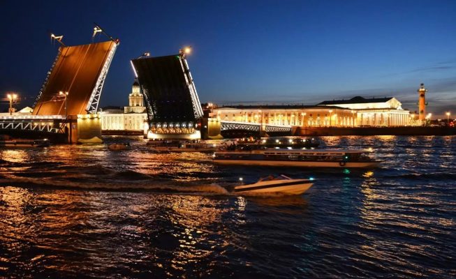 Bigpicture.ru Прокат катера в Санкт-Петербурге