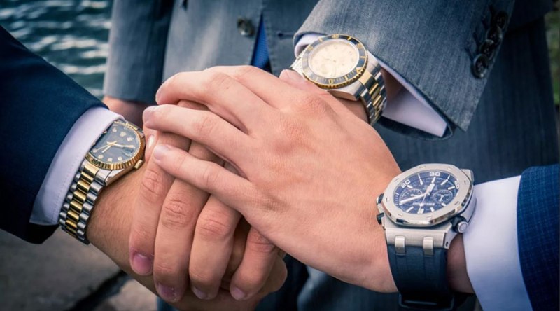 Почему мужчины носят часы на левой руке