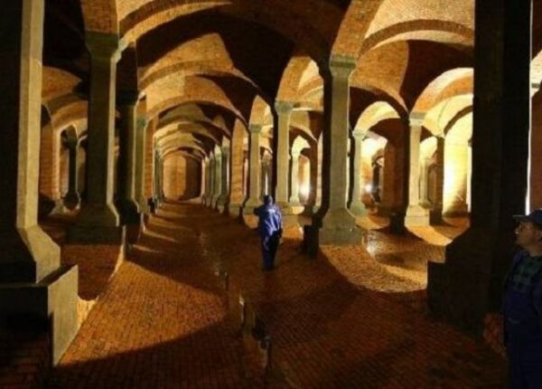 «Подземный собор» Лодзи — самая красивая канализационная система Европы