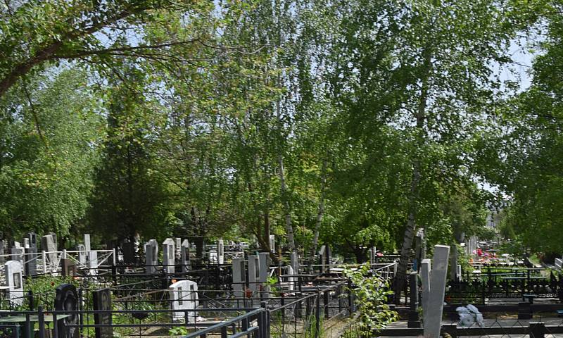 Bigpicture.ru kladbishhe Кладбище в городе Шахты, где маньяк совершил первое убийство