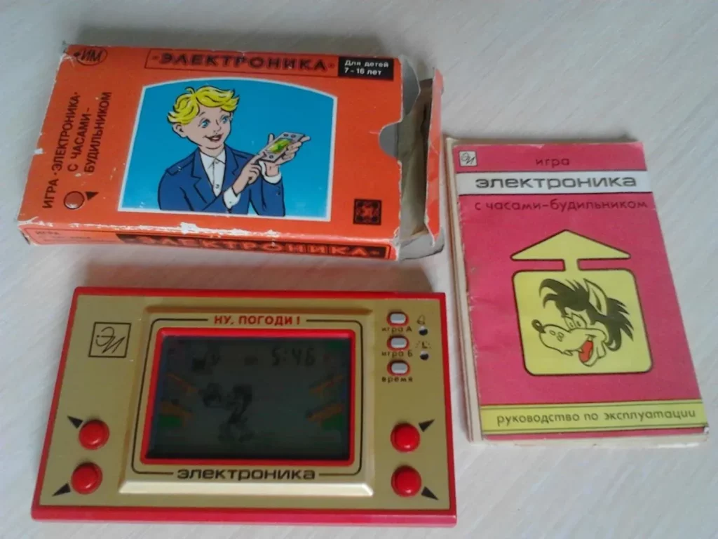 Портативная игра Ну погоди 80-х