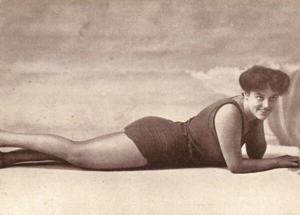 Аннет Келлерман — пловчиха-рекордсменка и первая актриса кино, снявшаяся обнаженной