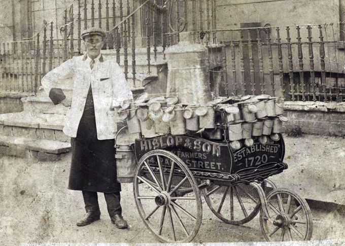 Bigpicture.ru Продавец молока в 19 веке