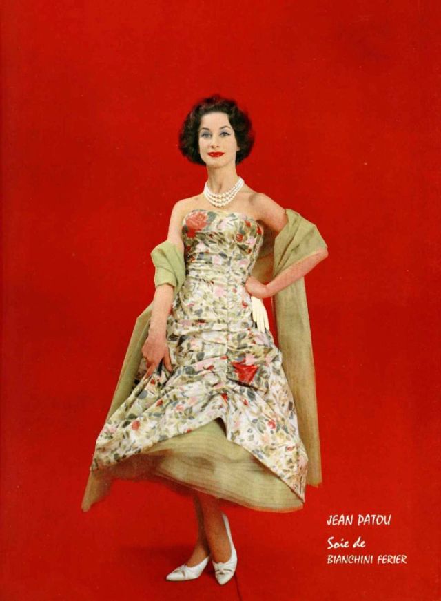 Bigpicture.ru Модели в нарядах модного дома Jean Patou 1950-х годов 26