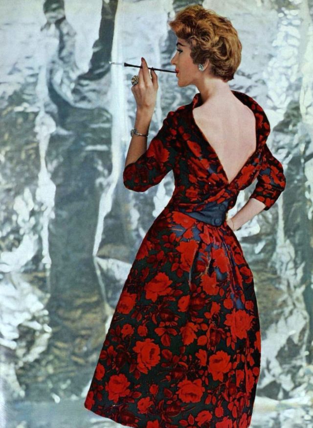 Bigpicture.ru Модели в нарядах модного дома Jean Patou 1950-х годов 27