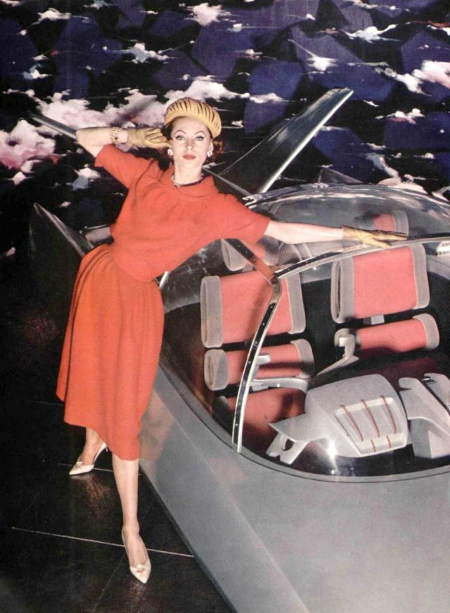 Bigpicture.ru Модели в нарядах модного дома Jean Patou 1950-х годов 29