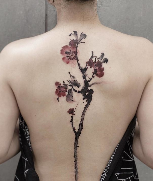 Bigpicture ru spine tattoo ideas designs 11