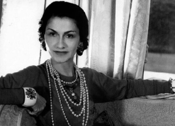 Шанель с ароматом нацизма: была ли легендарная модельер немецким шпионом