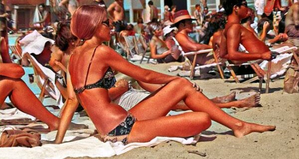 Утомленные солнцем: жаркий летний день 1970 года на знаменитом пляже Мишен Бич