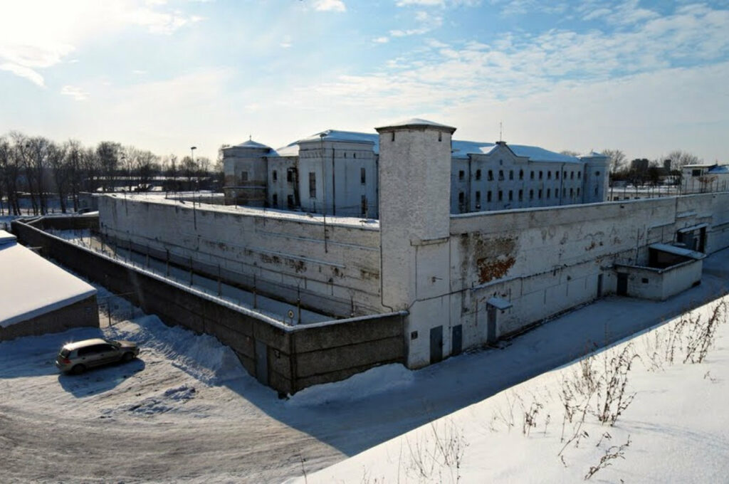 Bigpicture.ru тюрьма белый лебедь в пермском крае