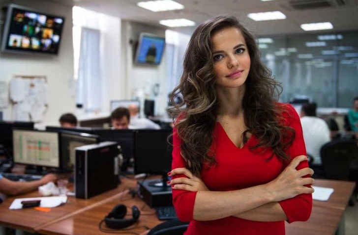 Bigpicture.ru Россияна Марковская - самая красивая пресс-секретарь России