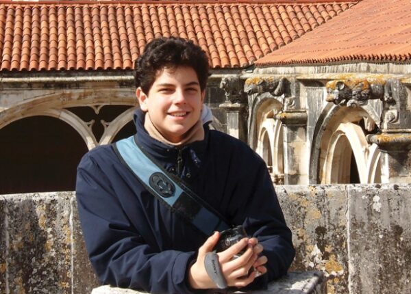 Святой из сети: за какие заслуги канонизировали итальянского подростка Карло Акутиса