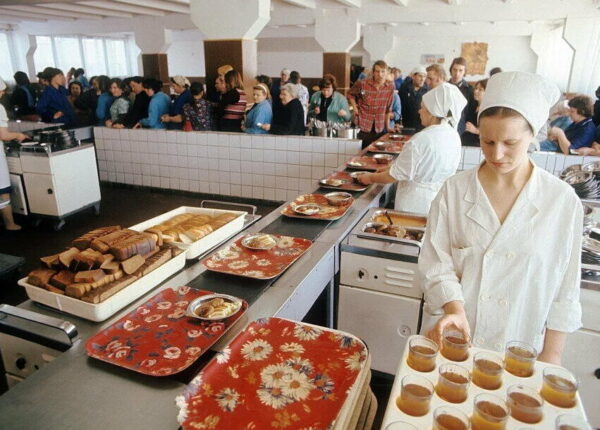Как в советских столовых умудрялись готовить вкусно, экономя буквально на всем
