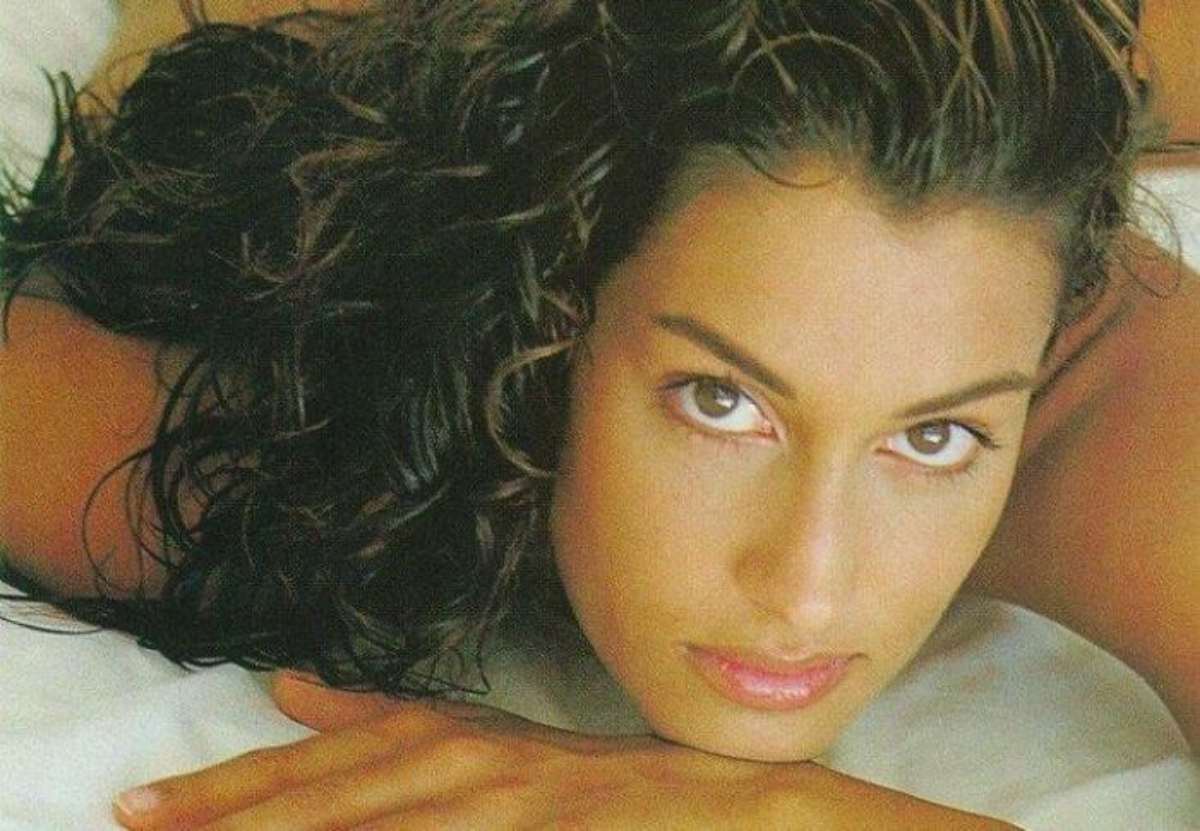Фотография супермодели Ясмин Гаури (Yasmeen Ghauri)