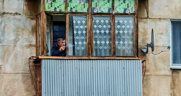 Почему в СССР в домах не было балконов на первых этажах