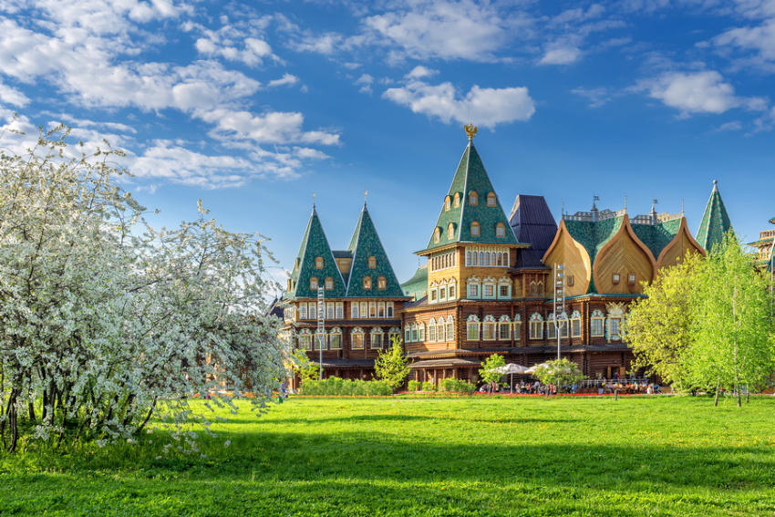 Alexei mikhailovich palace at kolomenskoe in springtime