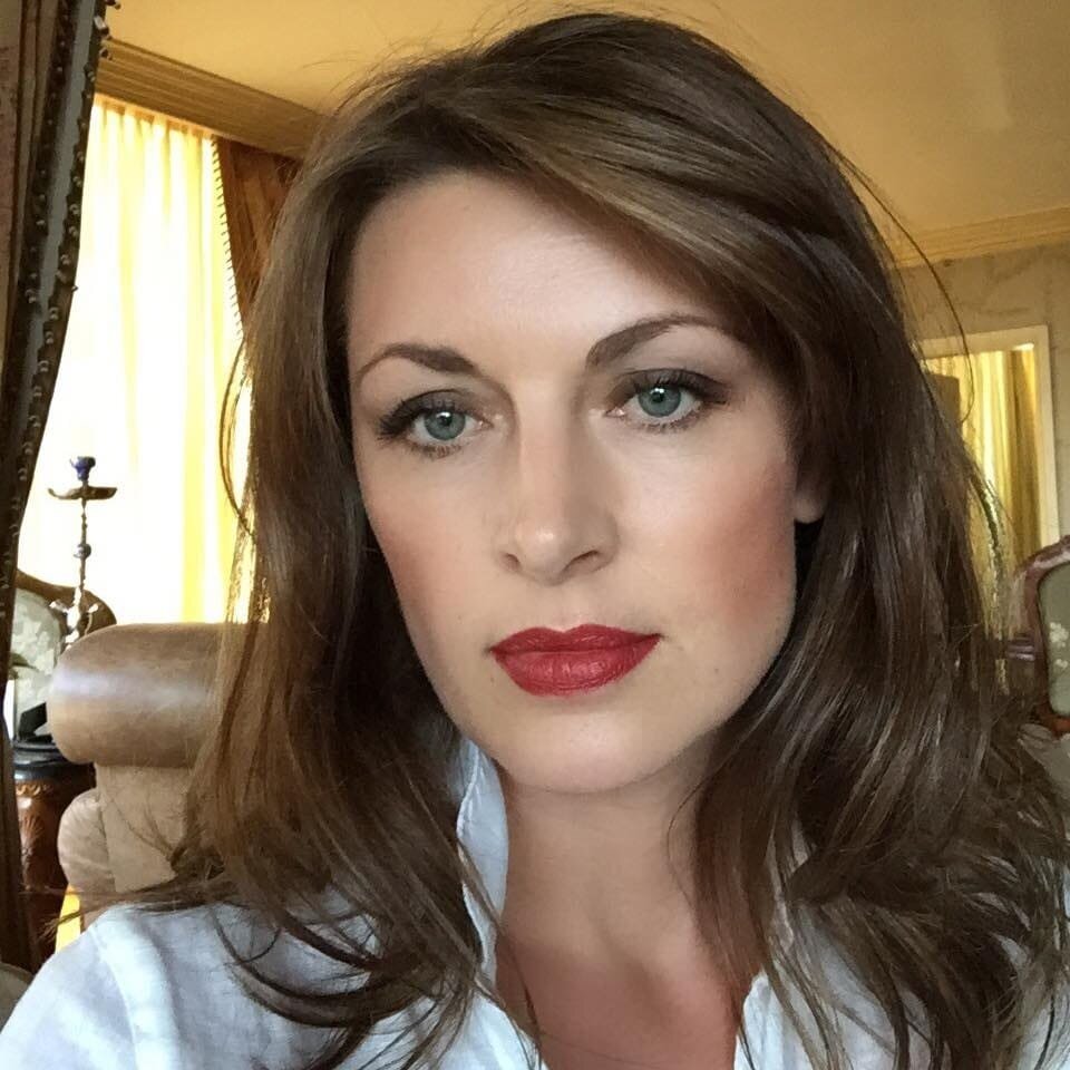 Людмила Исаева в среднем возрасте