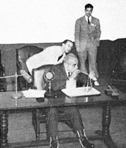 Томас Миджли демонстрирует безопасность фреона презентация хладагента