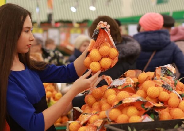 Как еще в магазине определить, с косточками мандарины или без