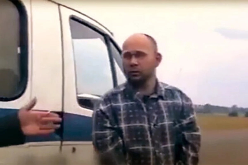 Арестованный Николай Дудин в камере суда