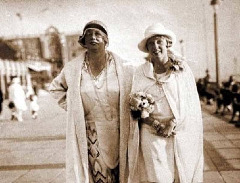 Семейное фото Китти Шмидт (Kitty Schmidt) с дочерью