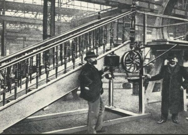 История эскалатора: от аттракциона до современного механизма